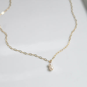 gold filled necklace with freshwater pearls 